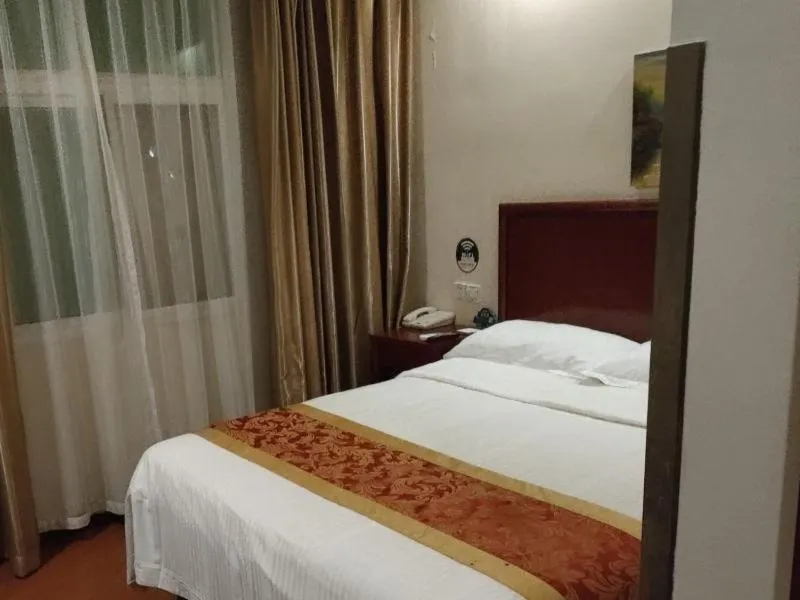 Bed in GreenTree Inn Hebei Langfang Dachang South HuaAn Road Express Hotel