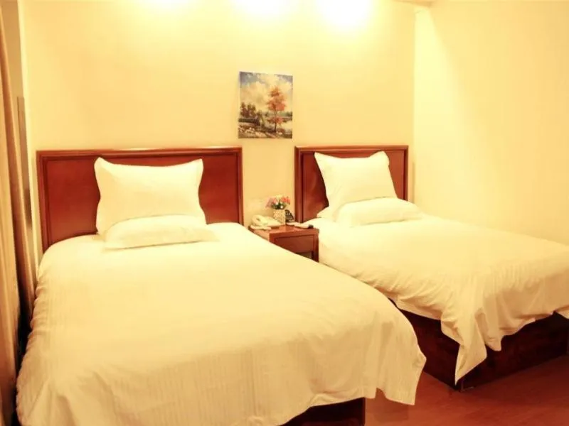 Bed in GreenTree Inn Hebei Langfang Dachang South HuaAn Road Express Hotel