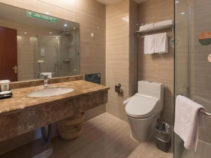 Bathroom in GreenTree Inn Taiyuan Pingyang Road Business Hotel