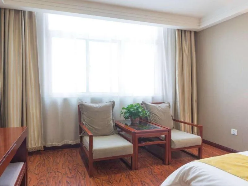 Seating Area in GreenTree Inn Taiyuan Pingyang Road Business Hotel