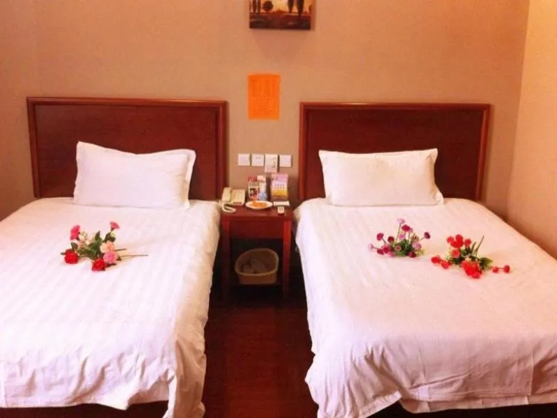 Bed in GreenTree Inn Shandong Jining Jinxiang Jinmanke Avenue Express Hotel