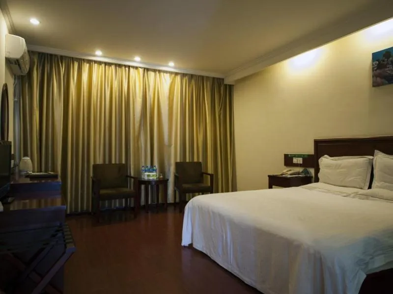 Bed in GreenTree Inn Anhui Huaibei Renmin Road Business Hotel