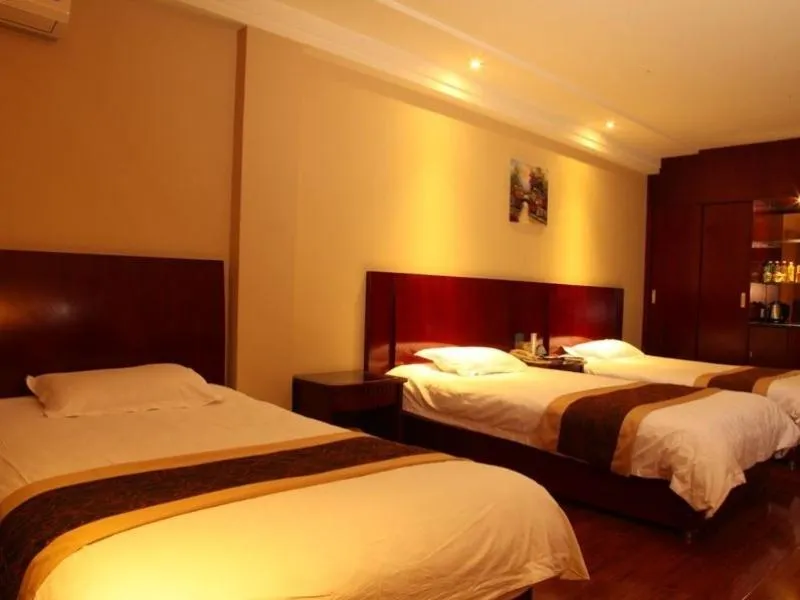 Bed in GreenTree Inn Gansu Wuwei East Beiguan Road Express Hotel