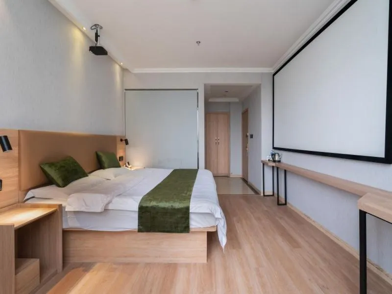 Bed in GreenTree Inn Jiangsu Wuxi Taihu Avenue Tongyang Road Express Hotel