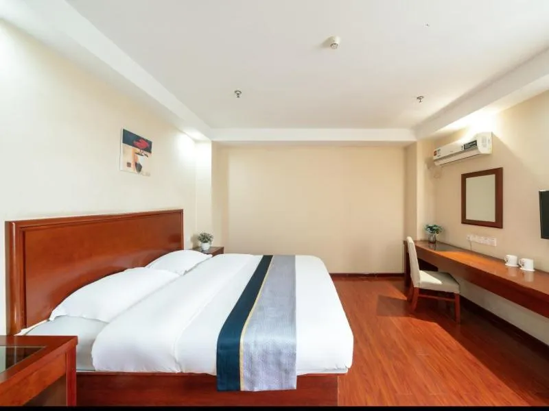 GreenTree Inn Jiangsu Suzhou Shengze Bus Station Business Hotel