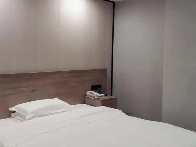 GreenTree Inn Jiangsu Suzhou Xiangcheng Huoli Island Business Hotel