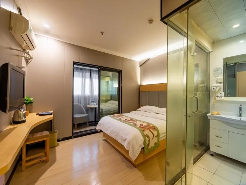 Bed in GreenTree Inn Jiangsu Suzhou Mudu Ancient Street Express Hotel