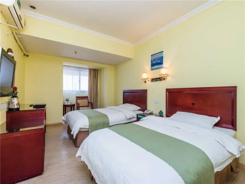 Bed in GreenTree Inn Jiangsu Suzhou Mudu Ancient Street Express Hotel