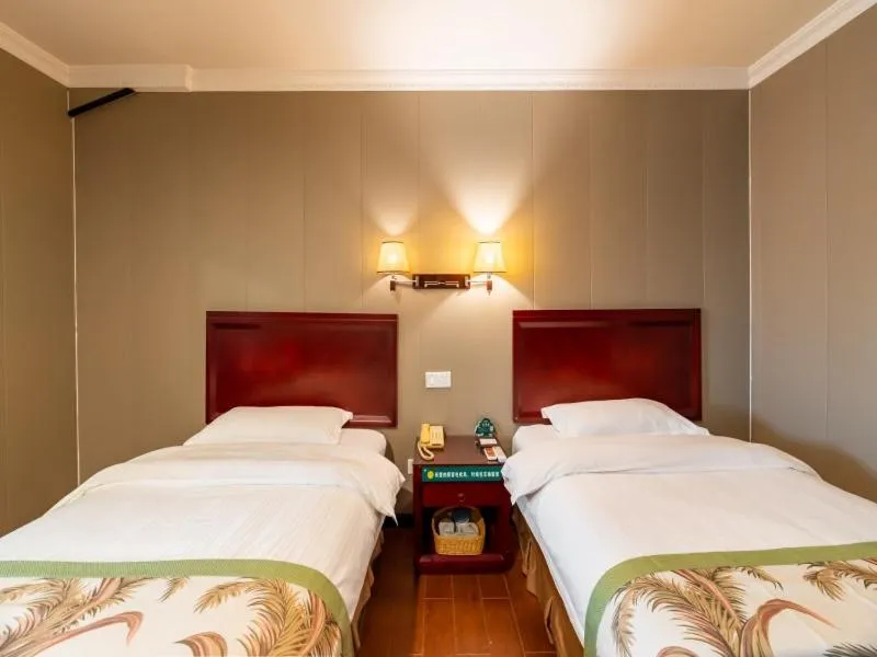 Bed in GreenTree Inn Jiangsu Suzhou Mudu Ancient Street Express Hotel