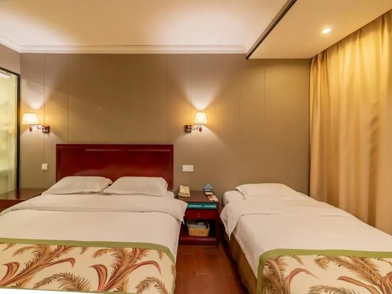 Bed in GreenTree Inn Jiangsu Suzhou Mudu Ancient Street Express Hotel