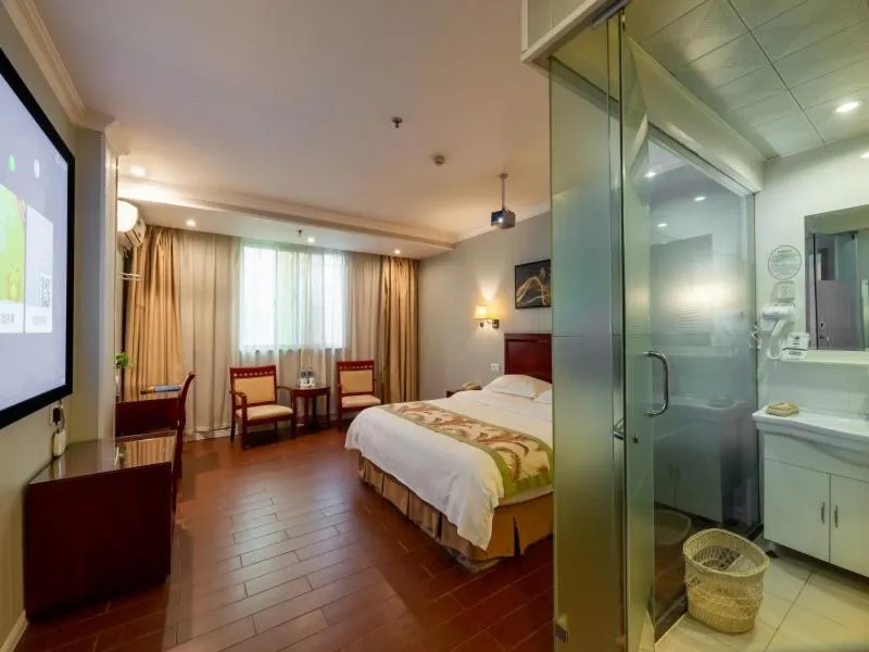 Bed in GreenTree Inn Jiangsu Suzhou Mudu Ancient Street Express Hotel