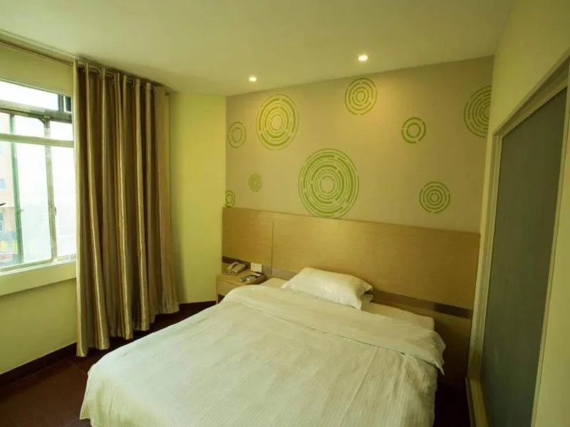Bed in GreenTree Inn Jiangsu Nantong Haimen Bus Statian Shell Hotel