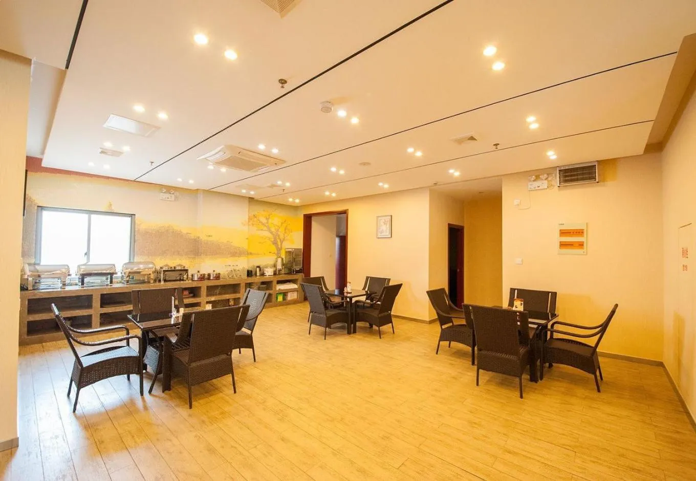 GreenTree Inn Jiangsu Nantong Haimen Sanchang North Wangjiang Road Business Hotel
