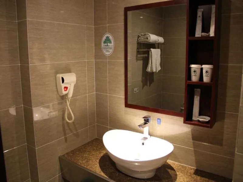 GreenTree Inn Jiangsu Nantong Tongzhou Shiji Avenue Jianghaihuangdu Express Hotel