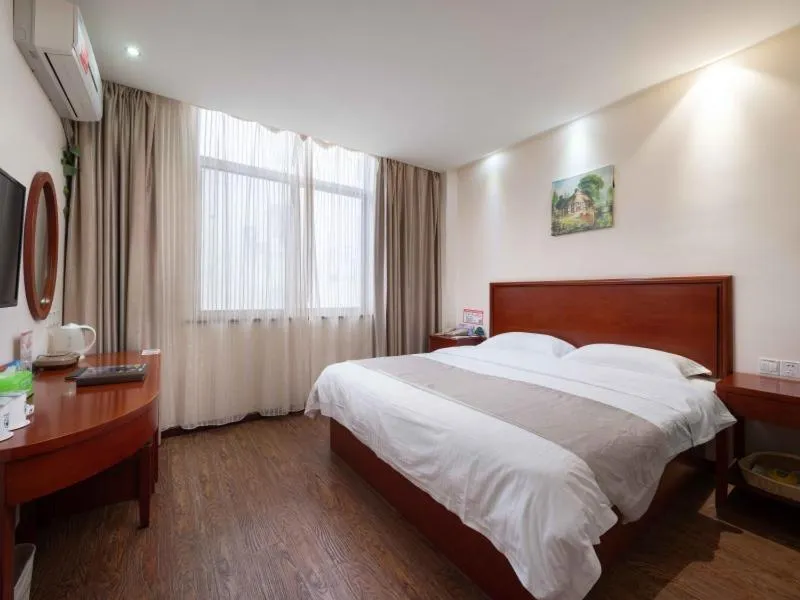 GreenTree Inn Jiangsu Yancheng Economic Development Zone Management Committee Express Hotel