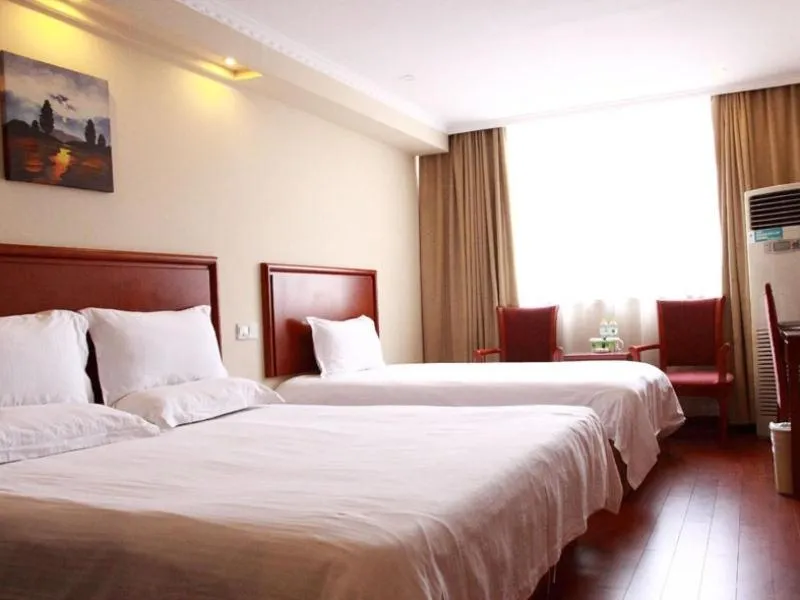 Bed in GreenTree Inn Jiangsu Huaian Chuzhou Avenue Business Hotel