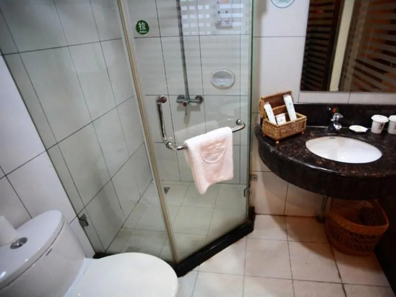 GreenTree Inn Jiangsu Huaian Chuzhou Avenue Business Hotel