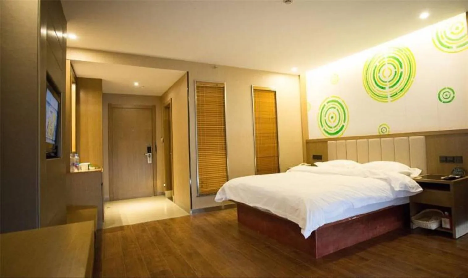 Bed in GreenTree Inn Jiangsu Taizhou Dongfeng Road Express Hotel