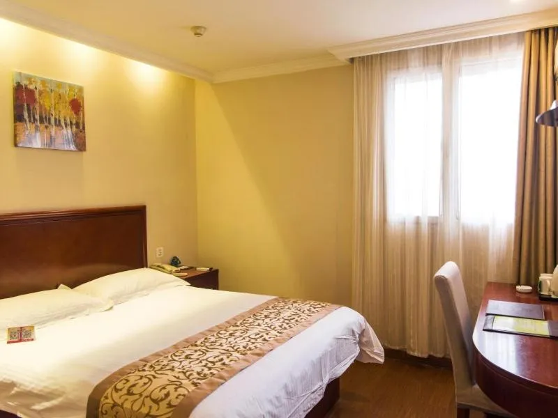 Bed in GreenTree Inn Jiangsu Taizhou Jingjiang Bus Station Express Hotel