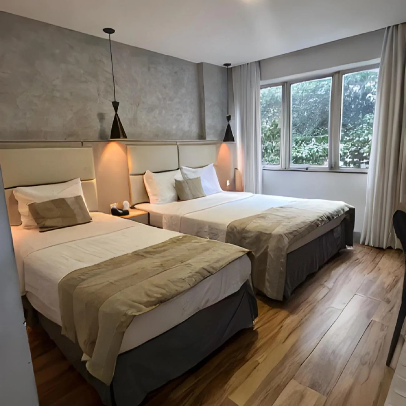 Bedroom, Bed in Real Palace Hotel