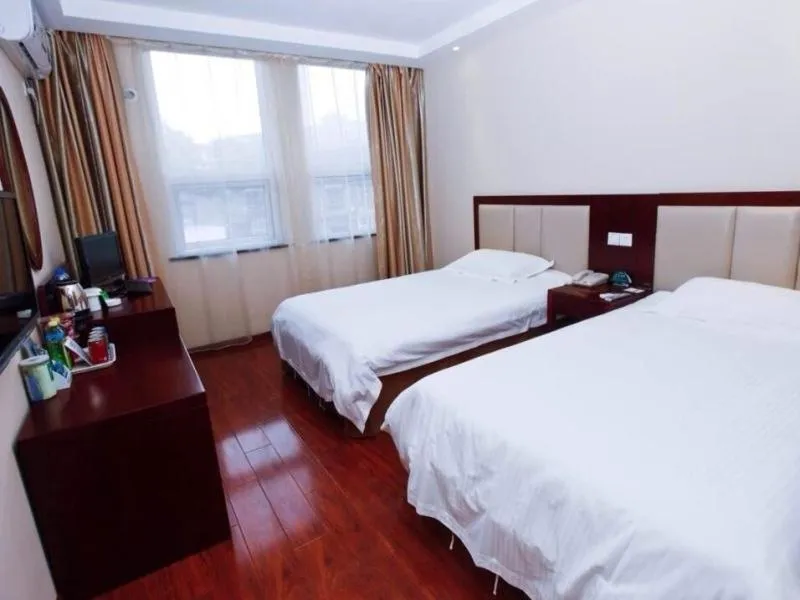 Bed in GreenTree Inn Anhui Hefei Huizhou Avenue Dazhonglou Express Hotel