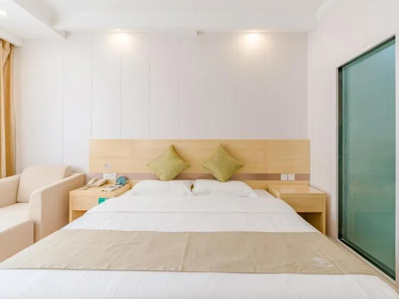 Bed in GreenTree Inn AnHui HeFei High-Speed Railway South Station BaoHe Avenue Government Business Hotel