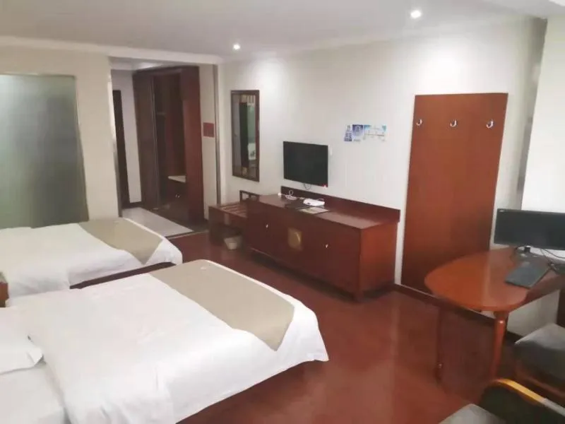 Bed in GreenTree Inn Zhejiang Taizhou Tiantai Bus Station Express Hotel