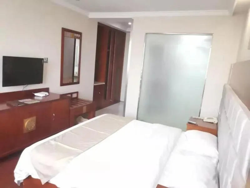 Bed in GreenTree Inn Zhejiang Taizhou Tiantai Bus Station Express Hotel