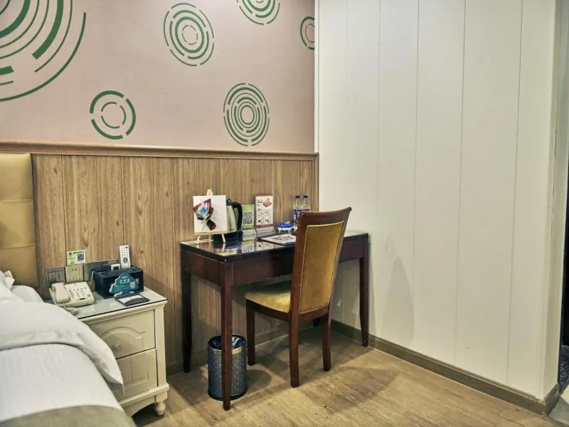 Bed in GreenTree Inn Guangdong Foshan Longjiang North Fenghua Road Express Hotel