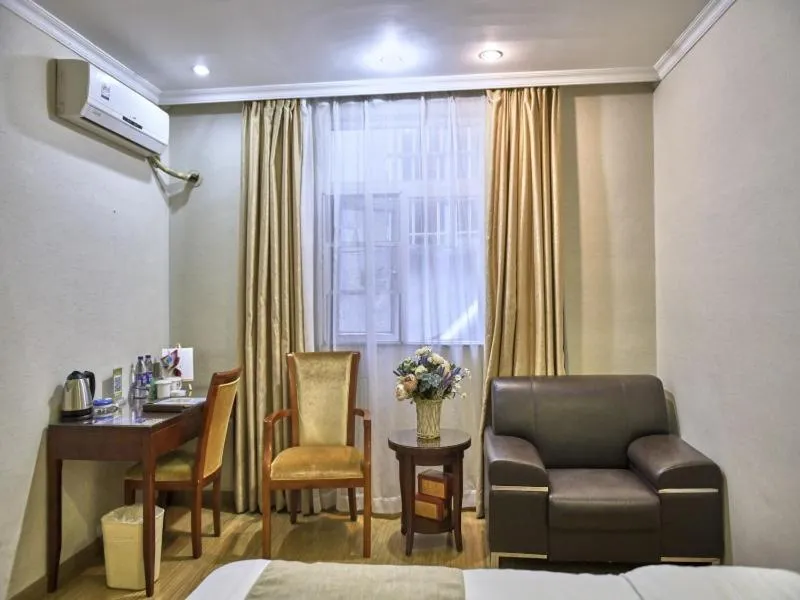 GreenTree Inn Guangdong Foshan Longjiang North Fenghua Road Express Hotel