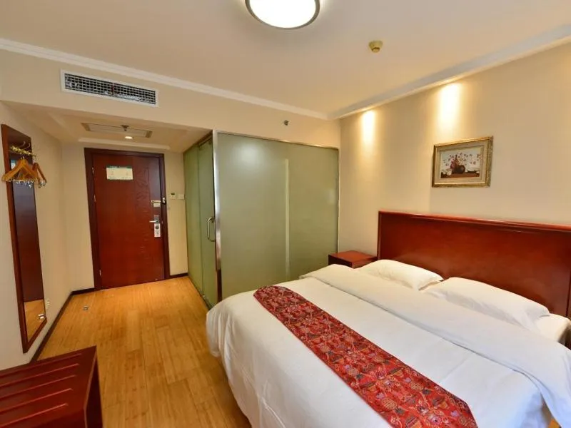 GreenTree Alliance Beijing West Railway Station North Square Hotel