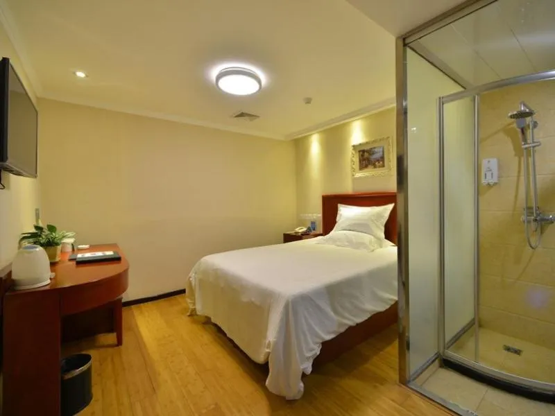 GreenTree Alliance Beijing West Railway Station North Square Hotel