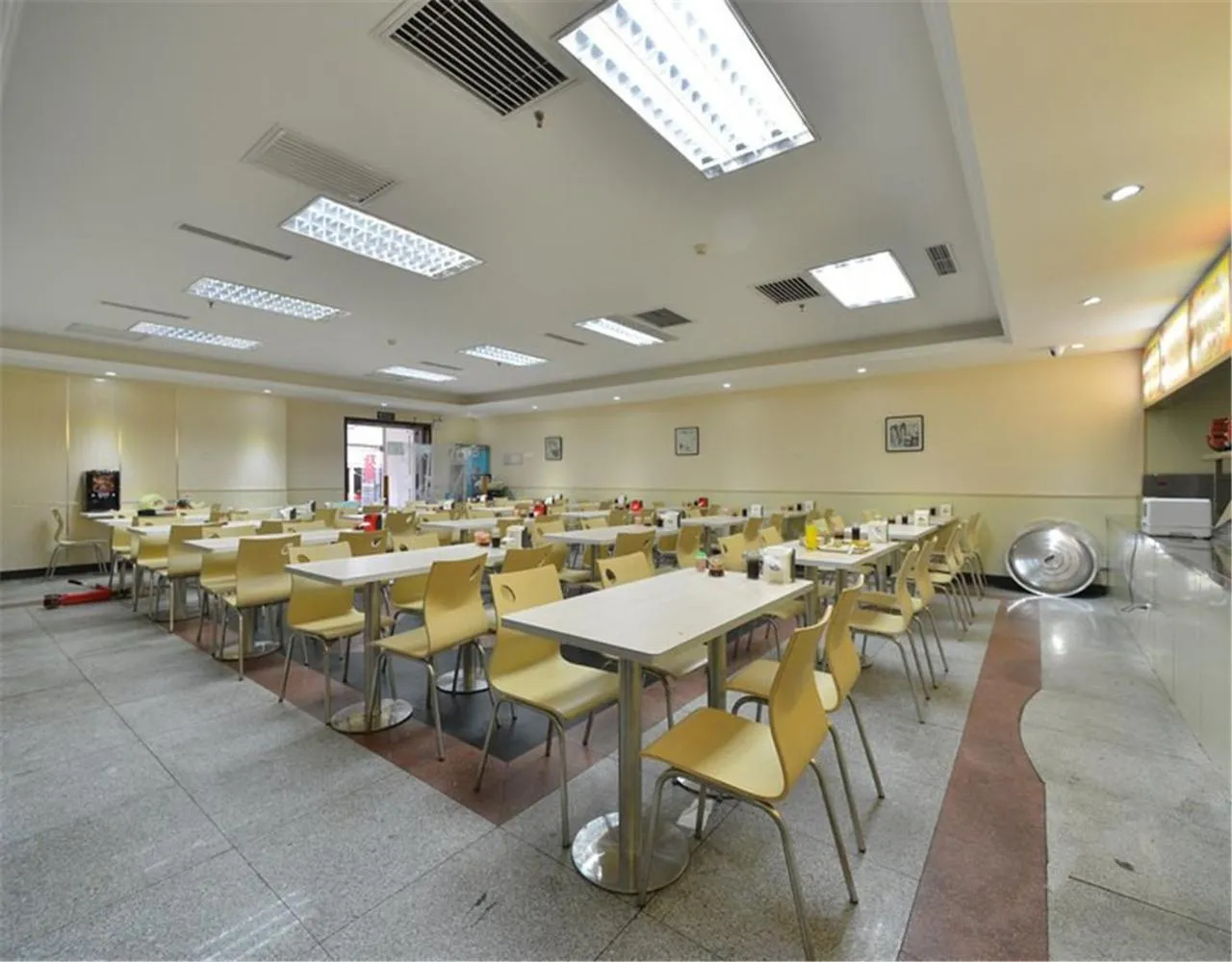 Breakfast in GreenTree Alliance Beijing West Railway Station North Square Hotel