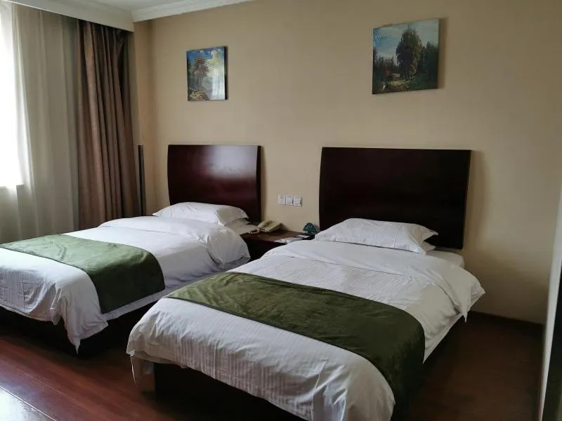 Bed in GreenTree Inn ShangHai Car Piers Studio Express Hotel