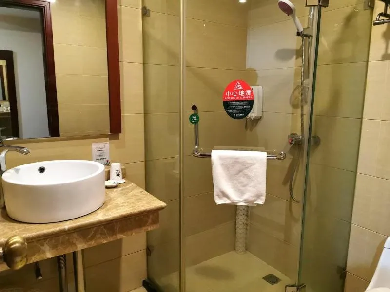 GreenTree Inn ShangHai Car Piers Studio Express Hotel