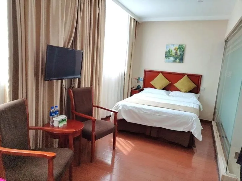 Bed in GreenTree Inn ShangHai South JiangYang Road South ChangJiang Road Express Hotel