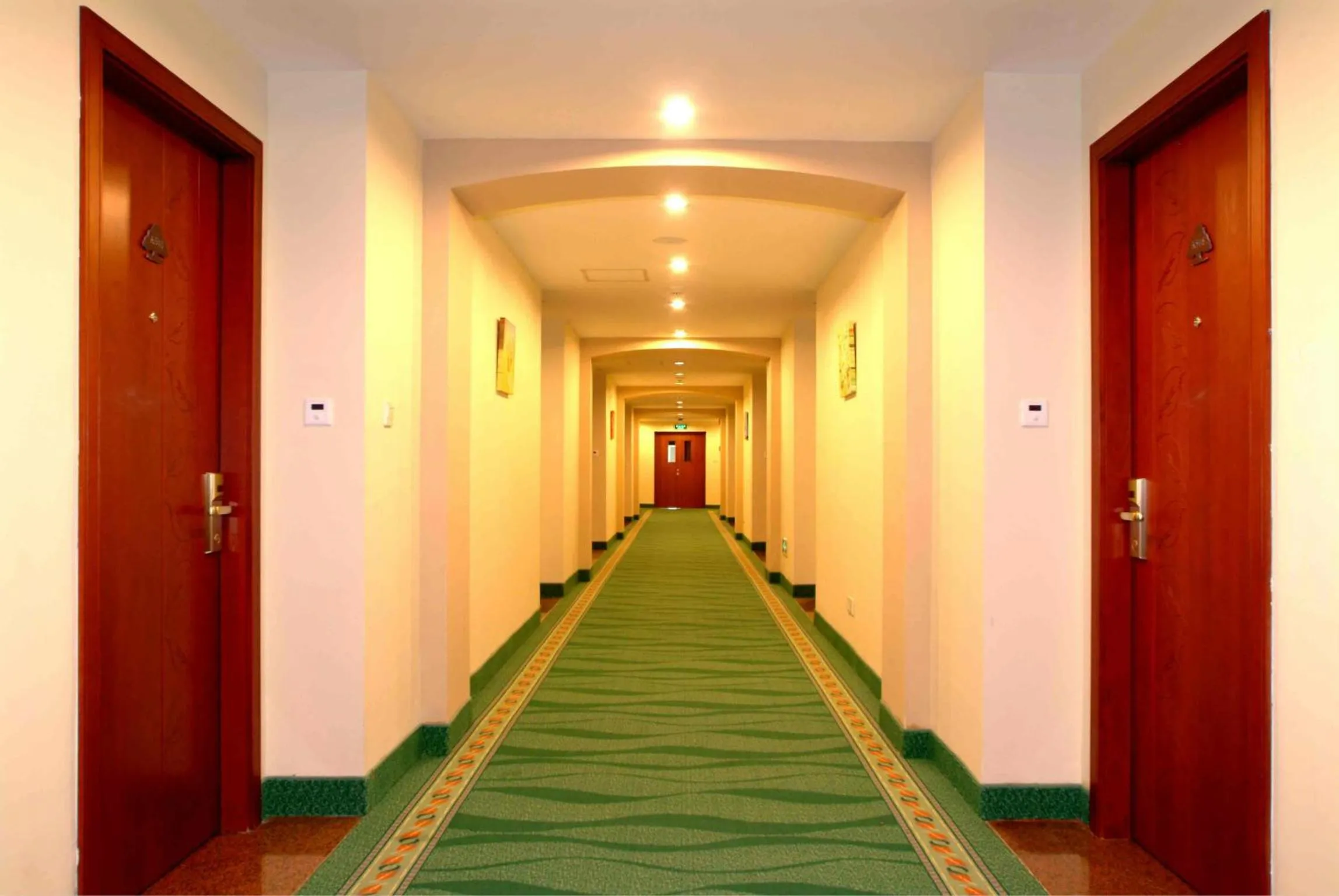 Area and facilities in GreenTree Inn TianJin Ji County South YuYang Road GuLou Square Express Hotel