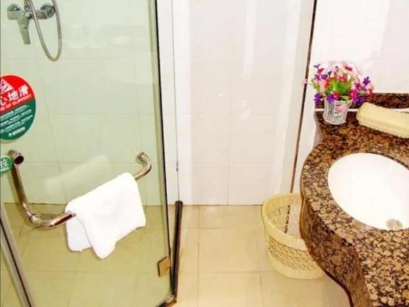 GreenTree Inn HeBei ZhangJiaKou WuYi East Street JianXing Express Hotel