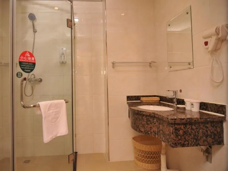 GreenTree Inn HeBei ZhangJiaKou WuYi East Street JianXing Express Hotel