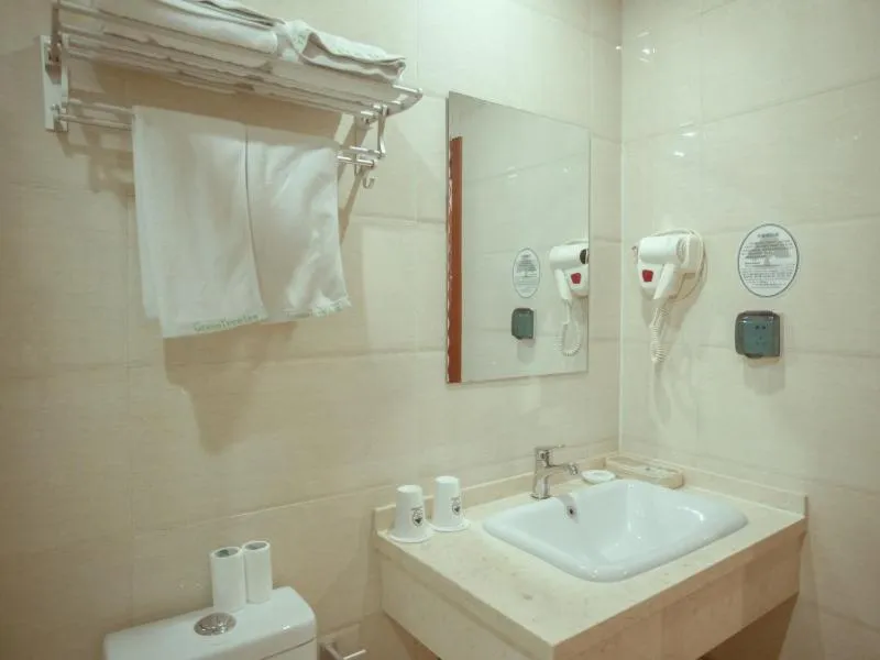 GreenTree Inn HeBei ZhangJiaKou ZhangBei Caoyuantian Rd ZhangKu Avenue Express Hotel