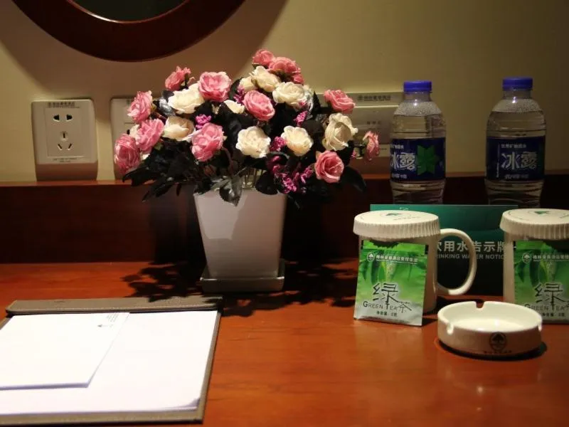 GreenTree Inn HeBei ChengDe Railway Station Southeast ChengDe Century City Business Hotel