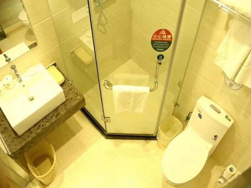 GreenTree Inn HeBei QinHuangDao ChangLi County MinSheng Road Walking Street Express Hotel