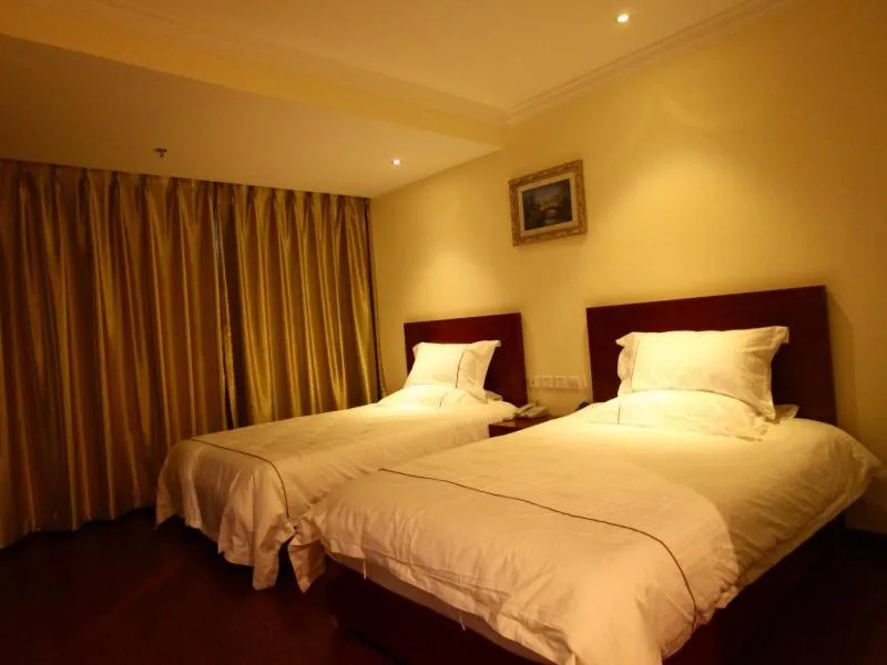 GreenTree Inn Shanxi Taiyuan Tongluo Bay Business Hotel