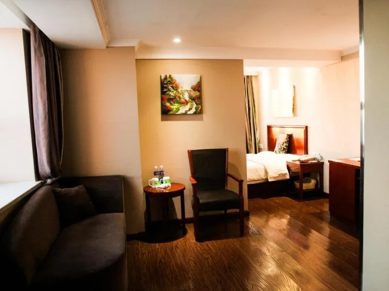 GreenTree Inn Neimenggu Tongliao Railway Station Jianguo Road Express Hotel