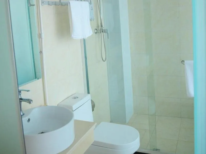 GreenTree Inn Shandong Dezhou Qihe County Party committee Qilu Street Express Hotel