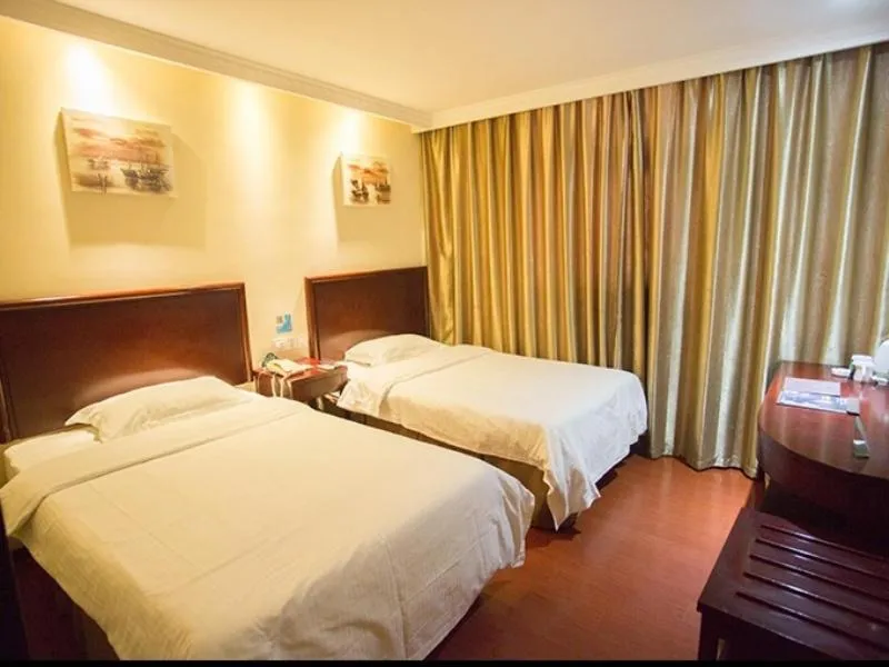 GreenTree Inn ShanDong JiNing JiaXiang County JianShe (S) Road Express Hotel