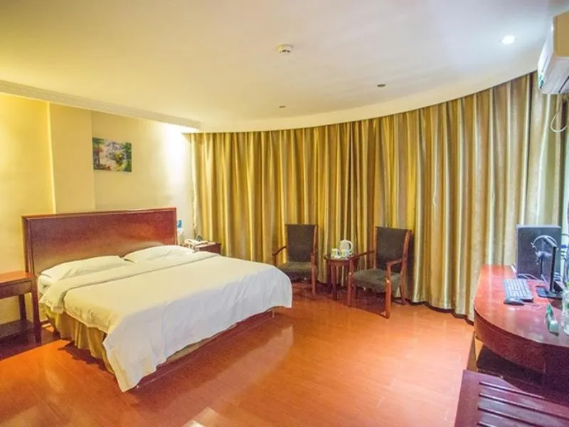 GreenTree Inn ShanDong JiNing JiaXiang County JianShe (S) Road Express Hotel