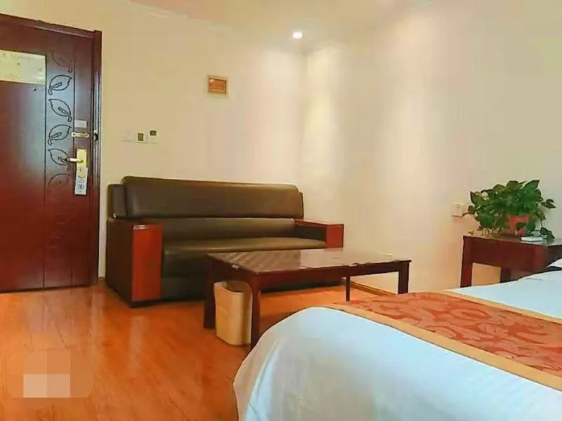 Bed in GreenTree Inn Shandong Jining Zoucheng South Yishan Road Experimental Middle School Express Hotel