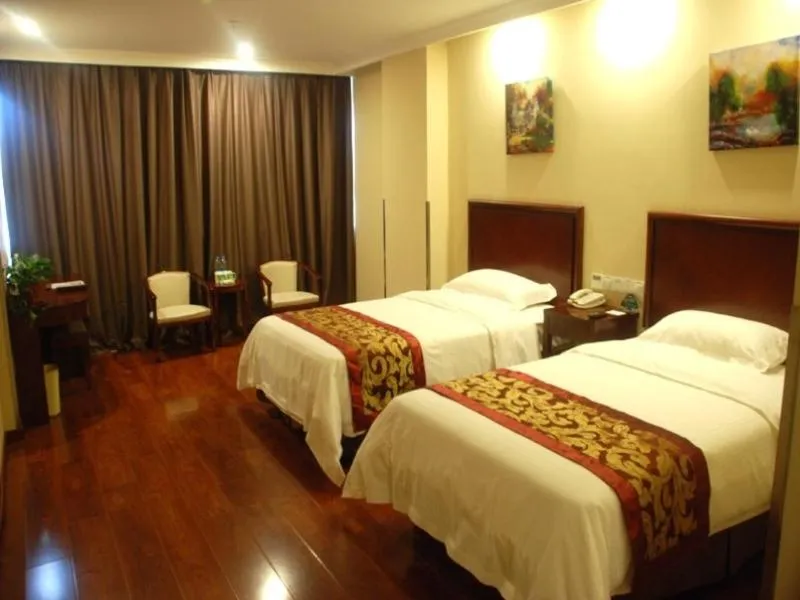Bed in GreenTree Inn FengTai ZhongShan North Road Express Hotel