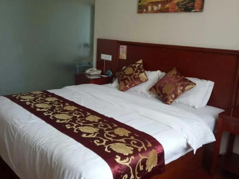 Bed in GreenTree Inn Anhui Bozhou Mengcheng Zhuangzi Road Express Hotel